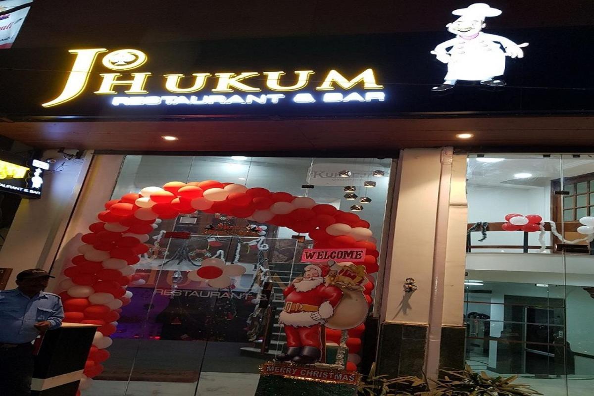 Hotel Mandakini Lush Канпур Екстериор снимка